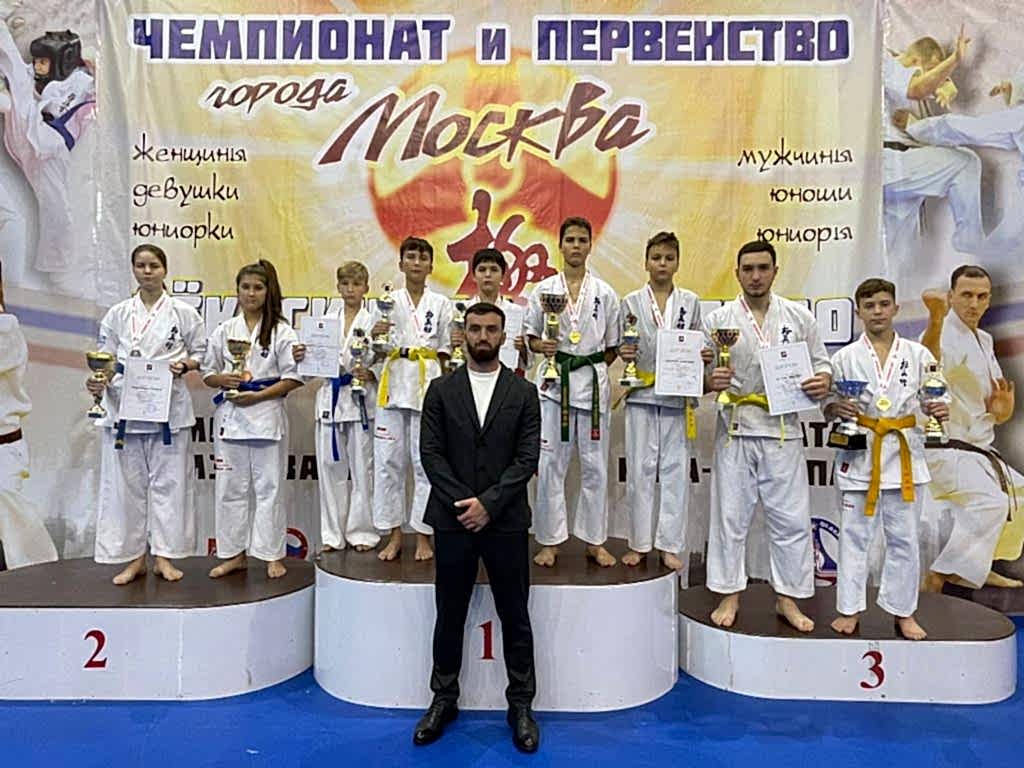 Спортсмены 